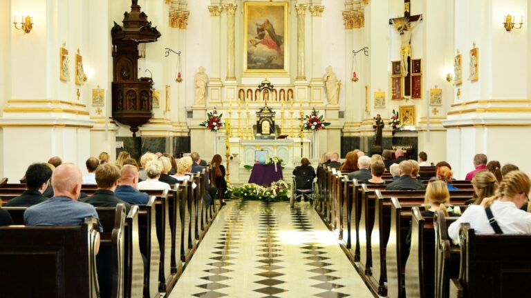 funerale inn chiesa