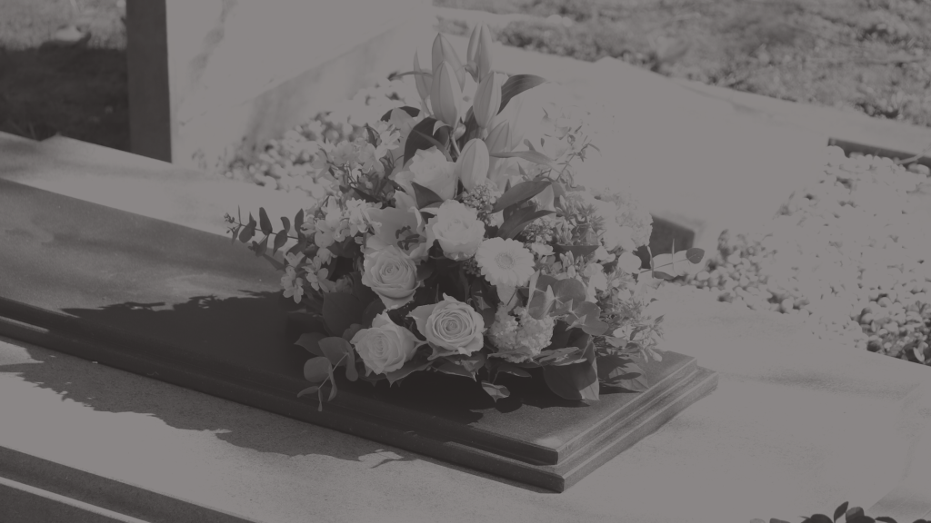 il significato dei fiori nei funerali