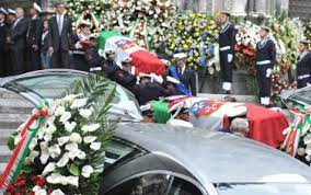 ¿Qué son los funerales de Estado? 4 | download 5 download 5 | Centro Servizi funebri Roma - Logistica Funeraria